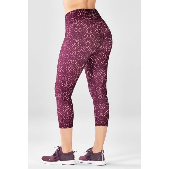 FABLETICS Amara Mid-Rise Powerlite Crop leggings - Picture 1 of 8